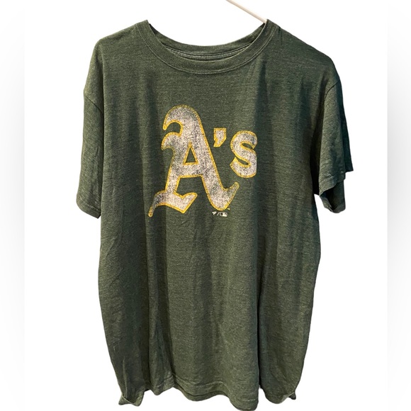 Fanatics Other - Retro Distressed Oakland A’s Fanatics High End MLB Baseball Men’s L T-Shirt